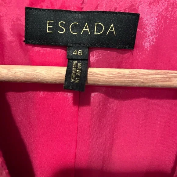 Escada Pink Houndstooth Blazer - Picture 5 of 10